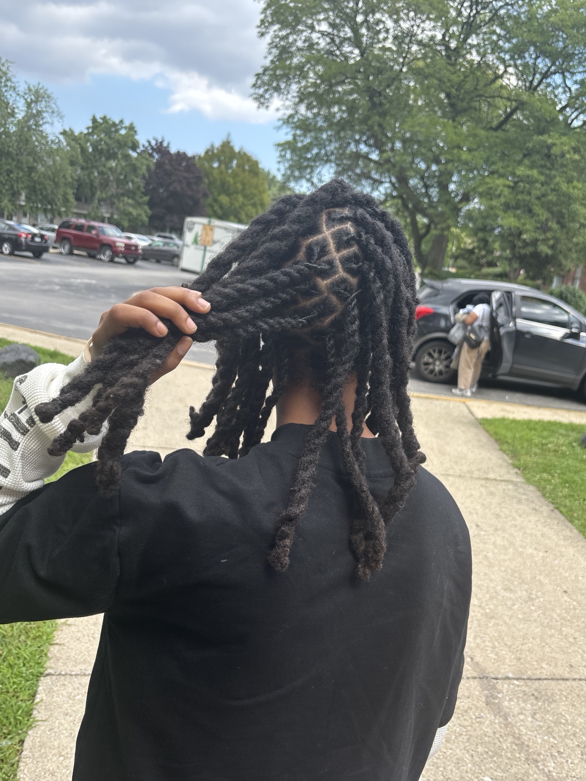 Back view of finished loc style
